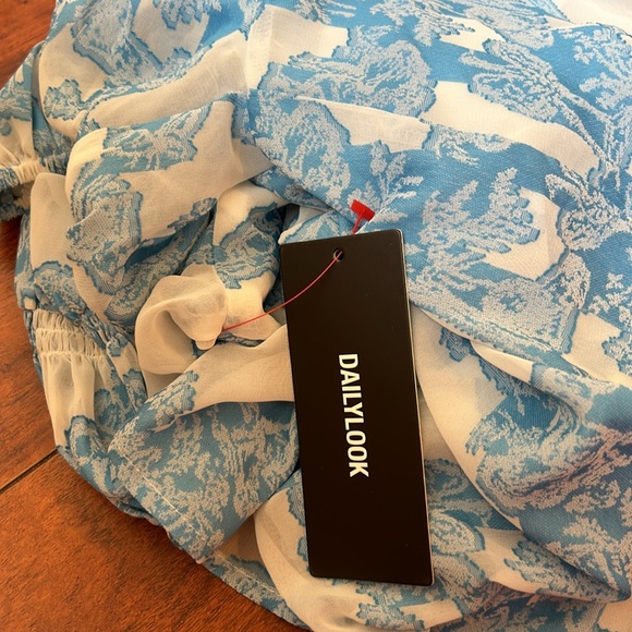 Daily Look Current Air Textured Prints Ruffled Neck Short Sleeve Blouse - Picture 11 of 11